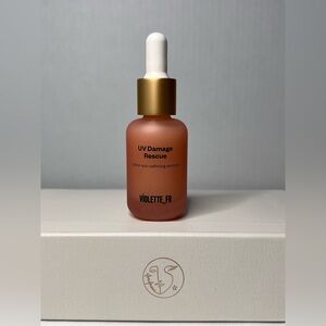 VIOLETTE FR After-Sun Calming Serum
SÉRUM SUPERLATIF